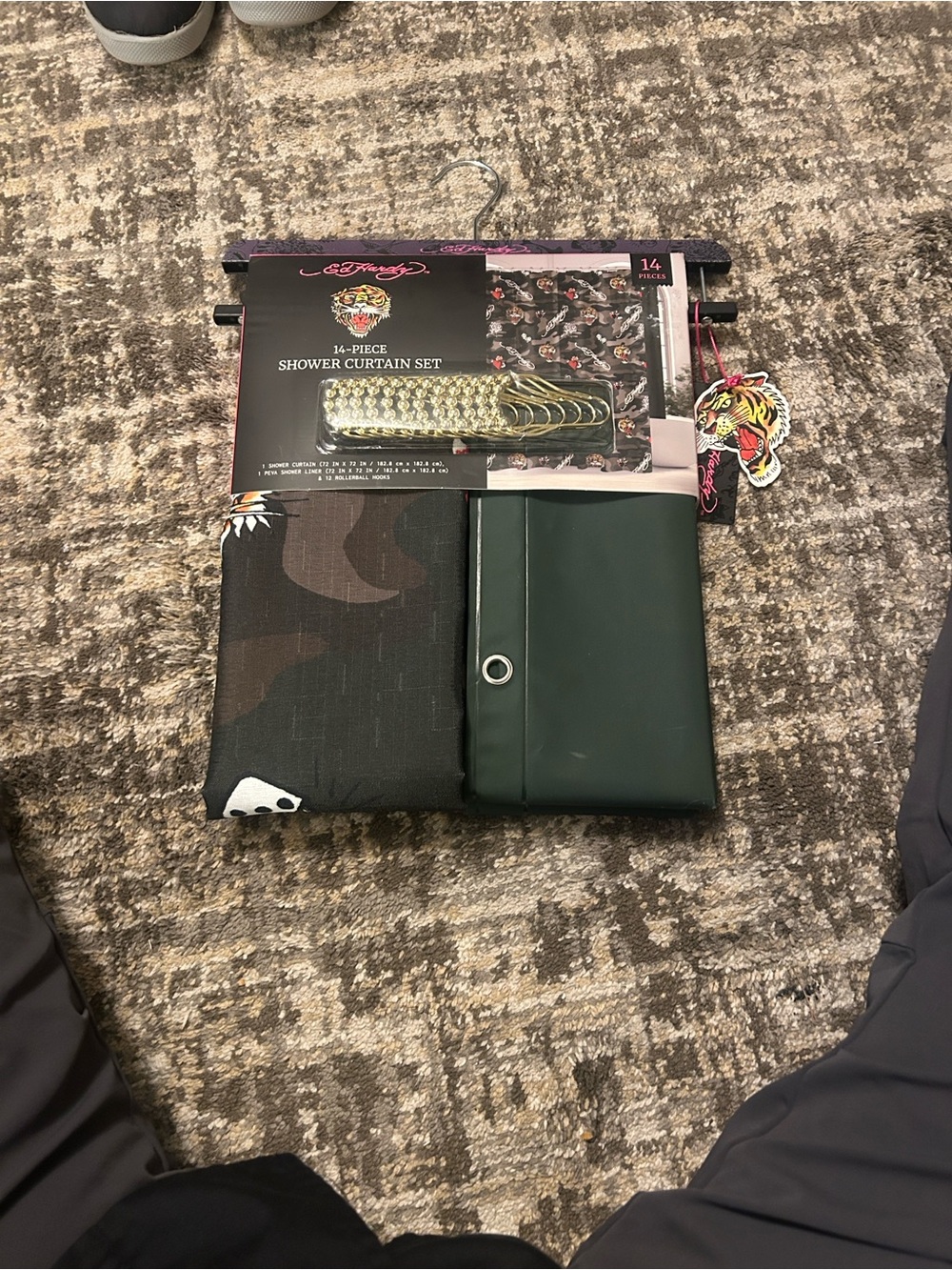 NEW ED HARDY MYSTERY BOX WORTH $150 to $250!!!! - Picture 4 of 16
